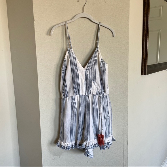 Tularosa Amelia Romper in Chambray Stripe (S) - Picture 4 of 11